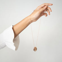 Load image into Gallery viewer, Pebble Necklace