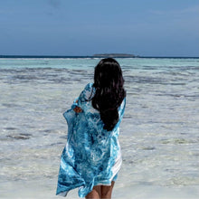 Load image into Gallery viewer, Wave (Raalhu) Sarong